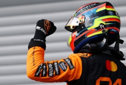 Piastri no perdona la debilidad de Norris y consolida el liderato; día para olvidar de Alonso y Sainz