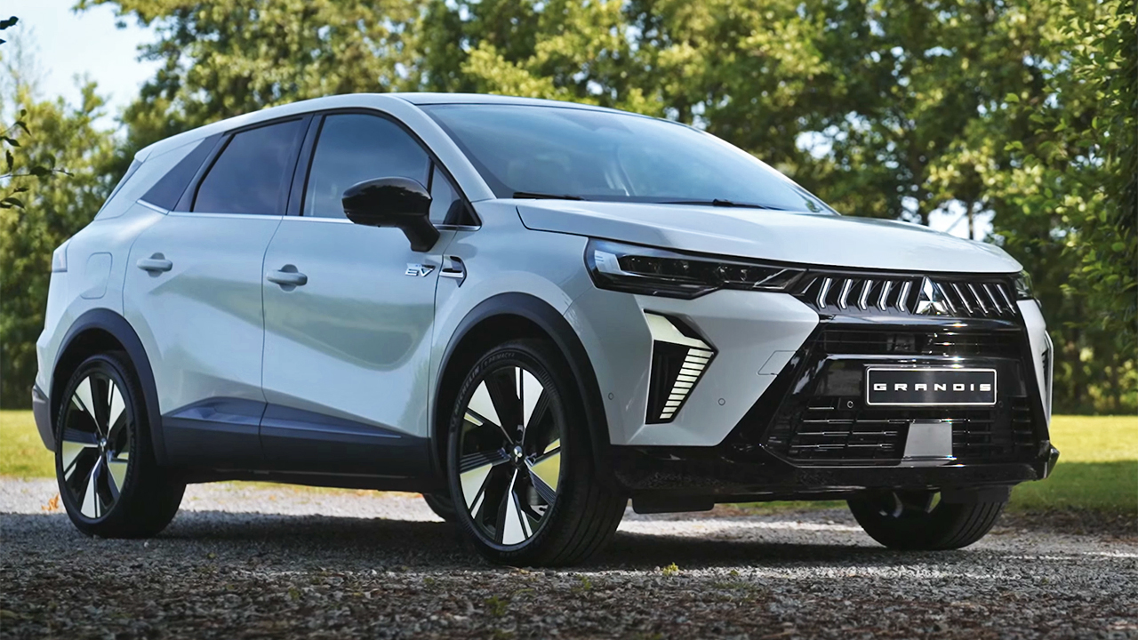 El Mitsubishi Grandis regresa a la vida convertido en un SUV hecho en España con etiqueta ECO