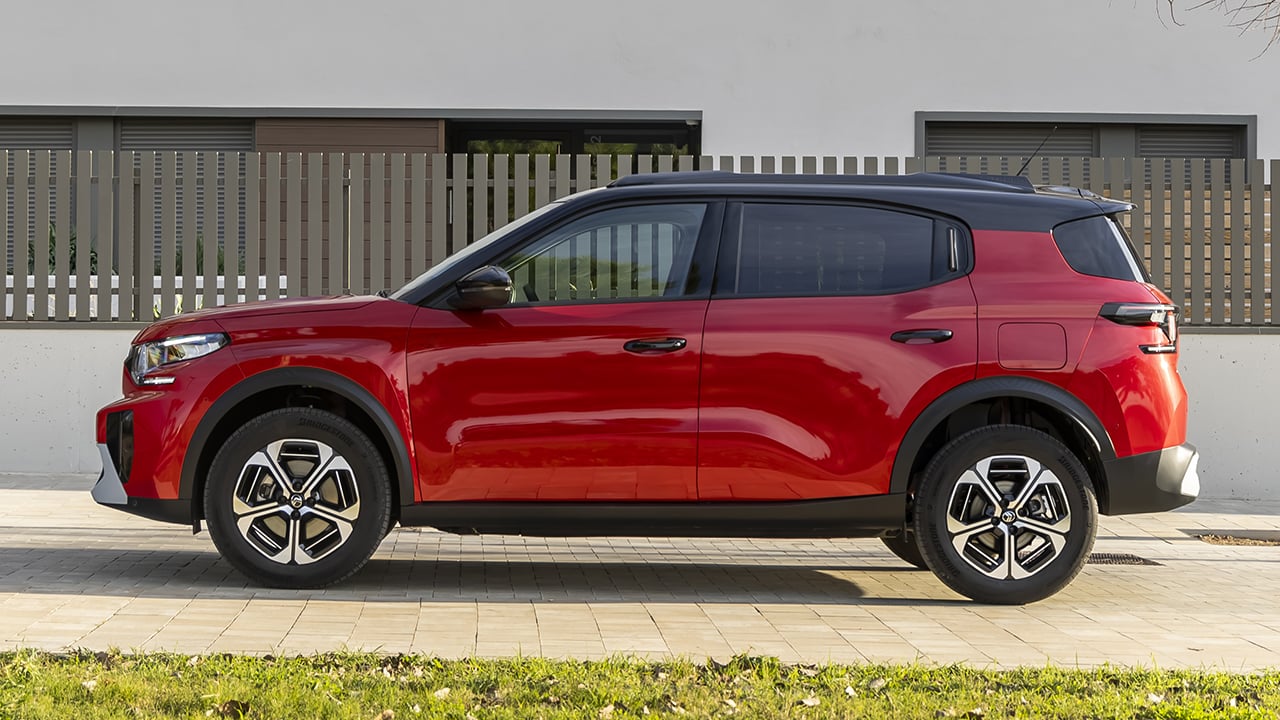 A precio de Dacia Jogger, con etiqueta ECO y opción de 7 plazas, este SUV barato en oferta es un chollo, y no es chino