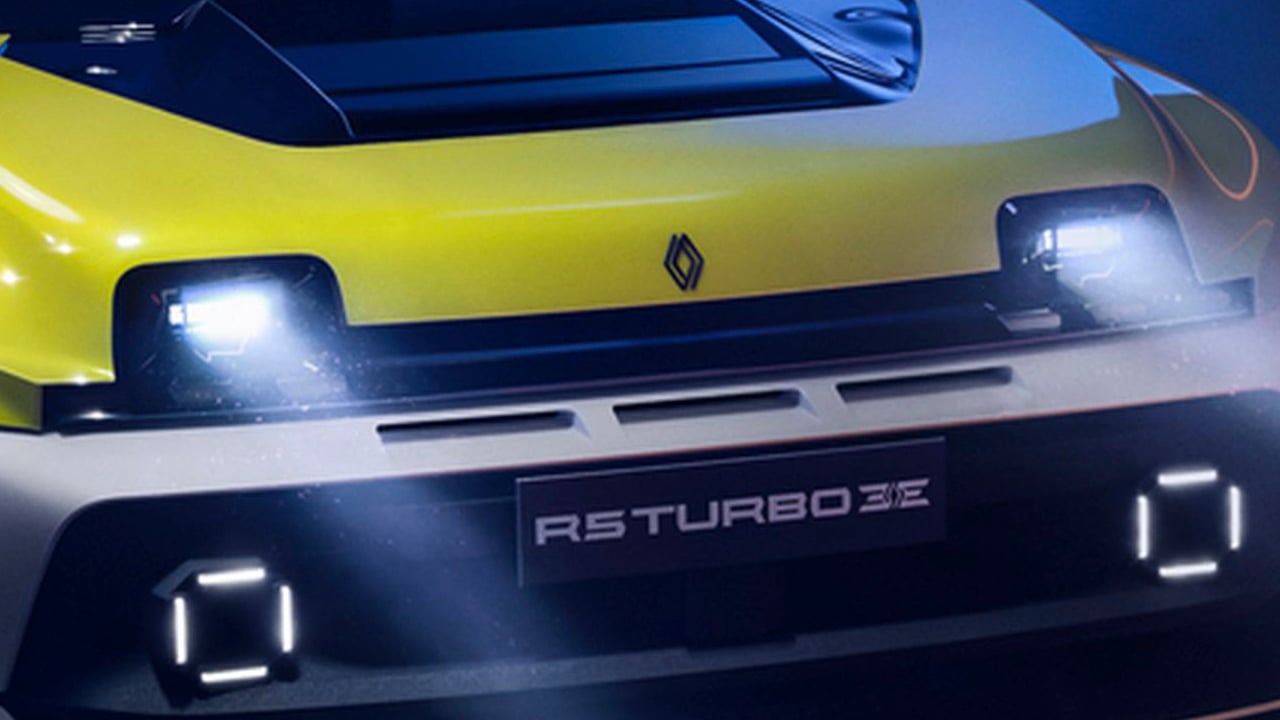 Este Renault eléctrico de 155.000 € arrasa… ¡en un país donde solo puedes ir a 130 km/h!