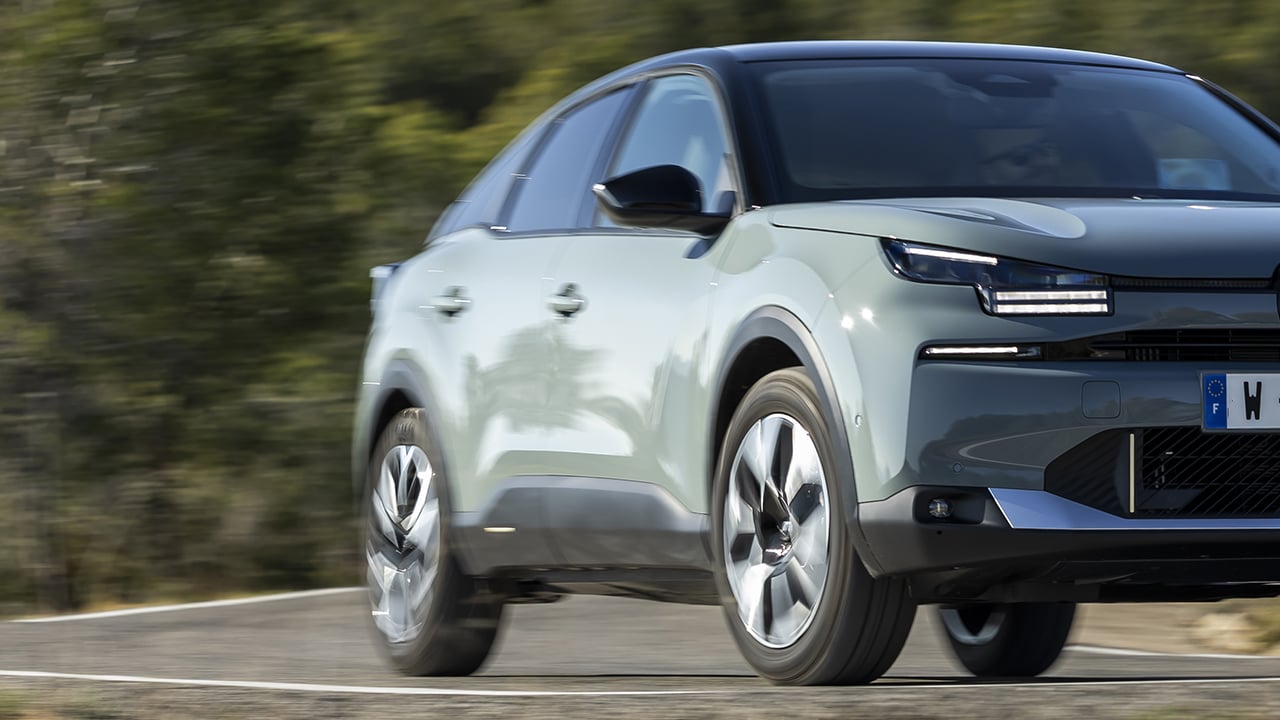 El superventas Made in Spain con etiqueta ECO y aspecto SUV está en oferta con un buen descuento