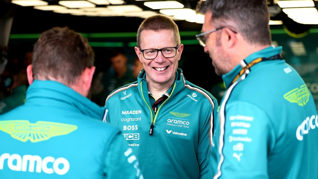 Newey hace feliz a Aston Martin con el AMR26: “Sonríen por los resultados que están viendo»