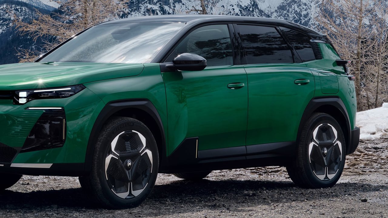 8.800 € de rebaja, etiqueta ECO y maletero enorme para el nuevo SUV que alarma a Dacia