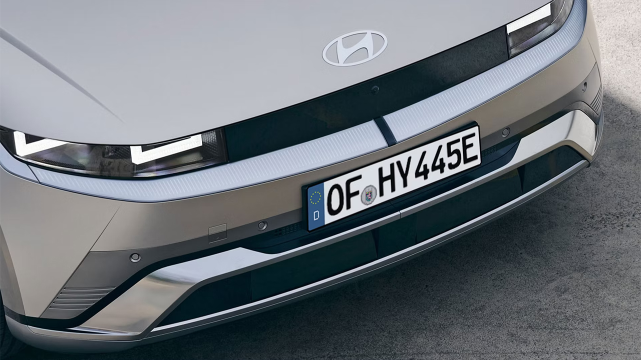 Con 16.900 € de rebaja, etiqueta CERO y autonomía de Tesla, este renovado SUV es duro rival para BYD