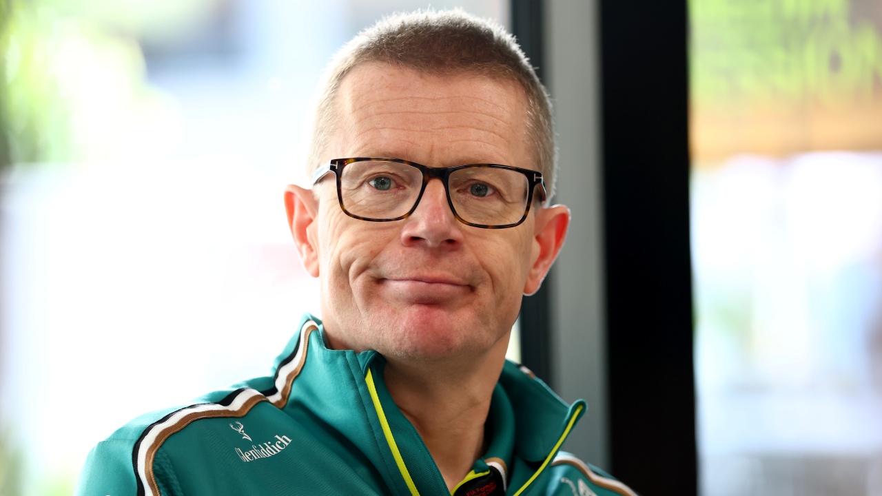 Cowell desenmascara a Newey