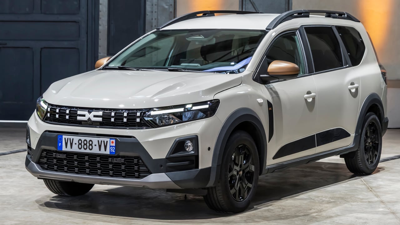 Dacia Jogger 2026, el superventas cambia por fuera, dentro, estrena híbrido y va a por más récords
