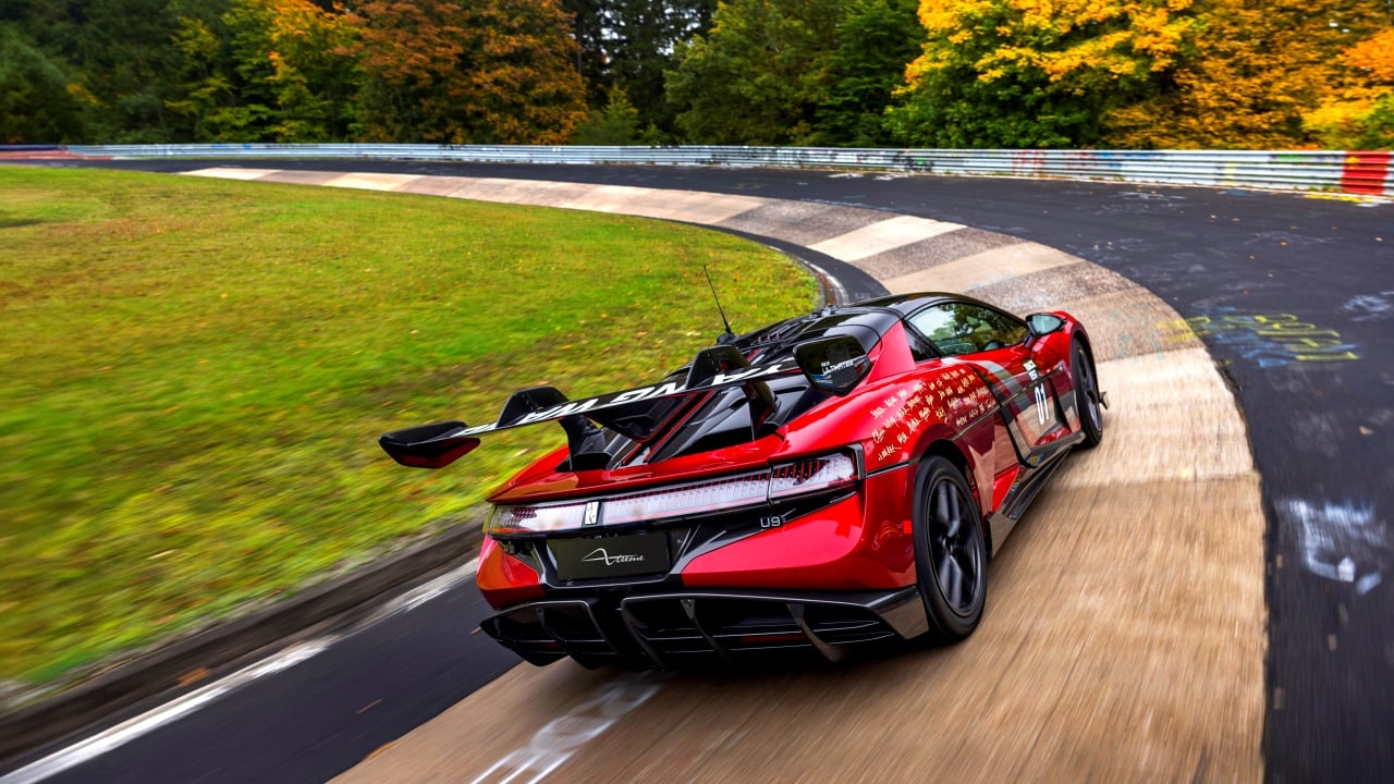 El misil chino de 500 km/h, limitado a 30 unidades, que destrozó el récord de Nürburgring