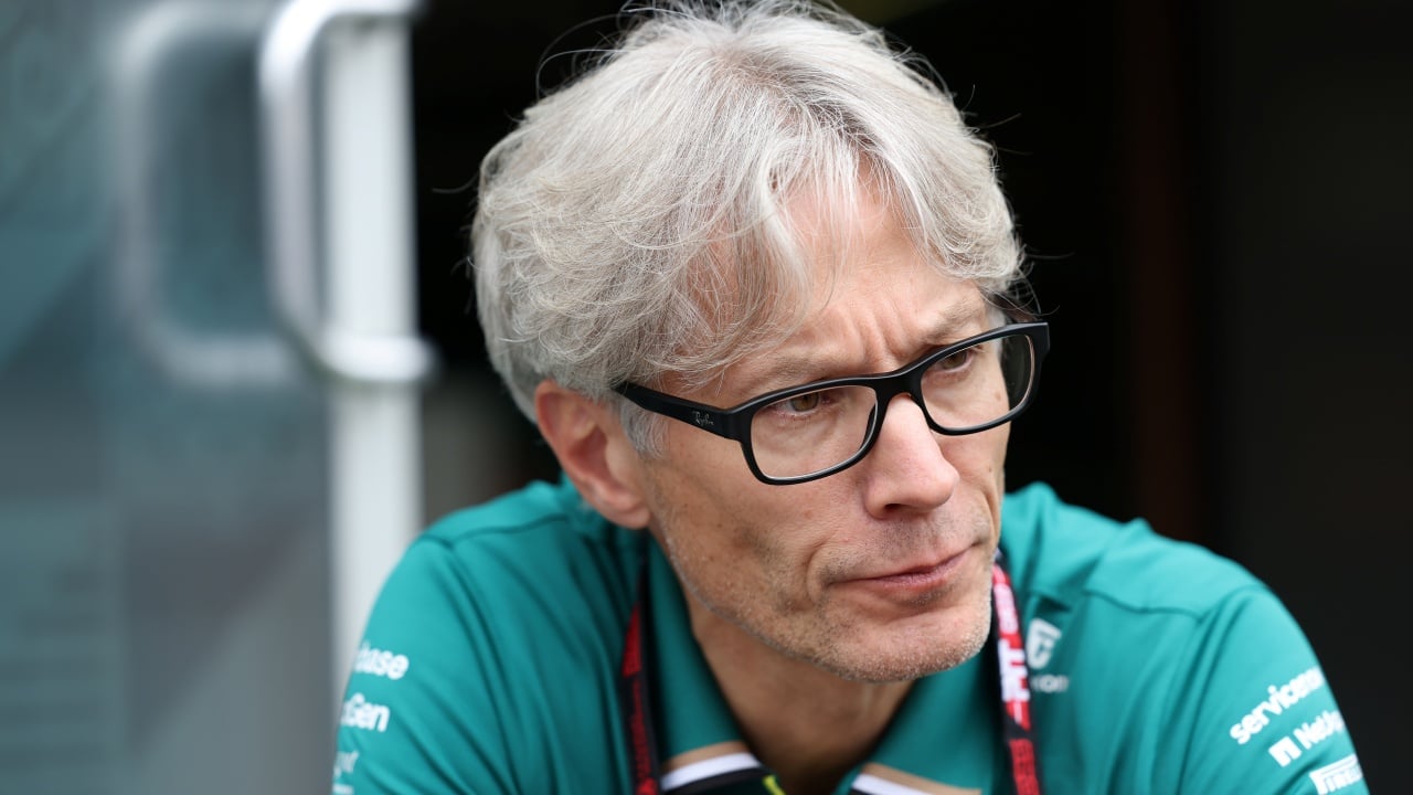 Krack empieza a cansarse de la acritud de Alonso ante los medios: “Hay que tomarse un respiro”