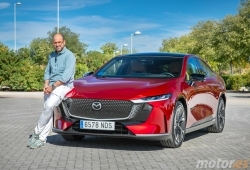 Probamos el coche eléctrico más bonito de España, tiene 552 km de autonomía y cuesta menos de lo que imaginas