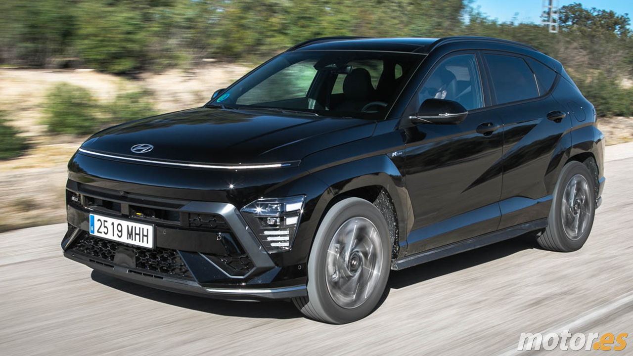 El Hyundai Kona es el Tucson pequeño que arrasa en calidad-precio y, con 5.500 € de rebaja, supera a los SUV chinos