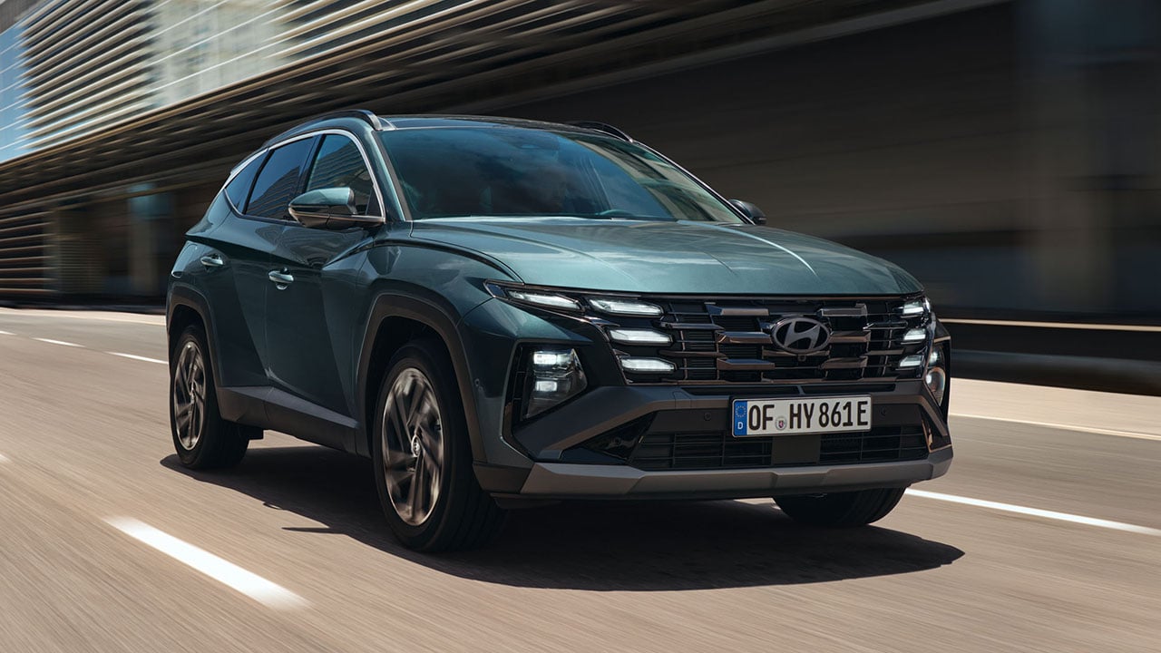 11.800 € de descuento para el Hyundai Tucson que supera al Toyota Corolla Cross con 252 CV y etiqueta CERO