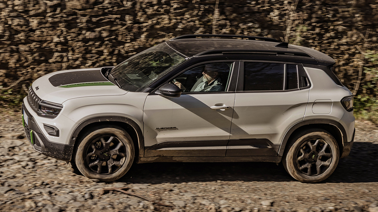 No es un Land Cruiser o Ford Bronco pero sí un SUV 4x4 con etiqueta ECO y 2.500 € de rebaja que no le teme al off-road