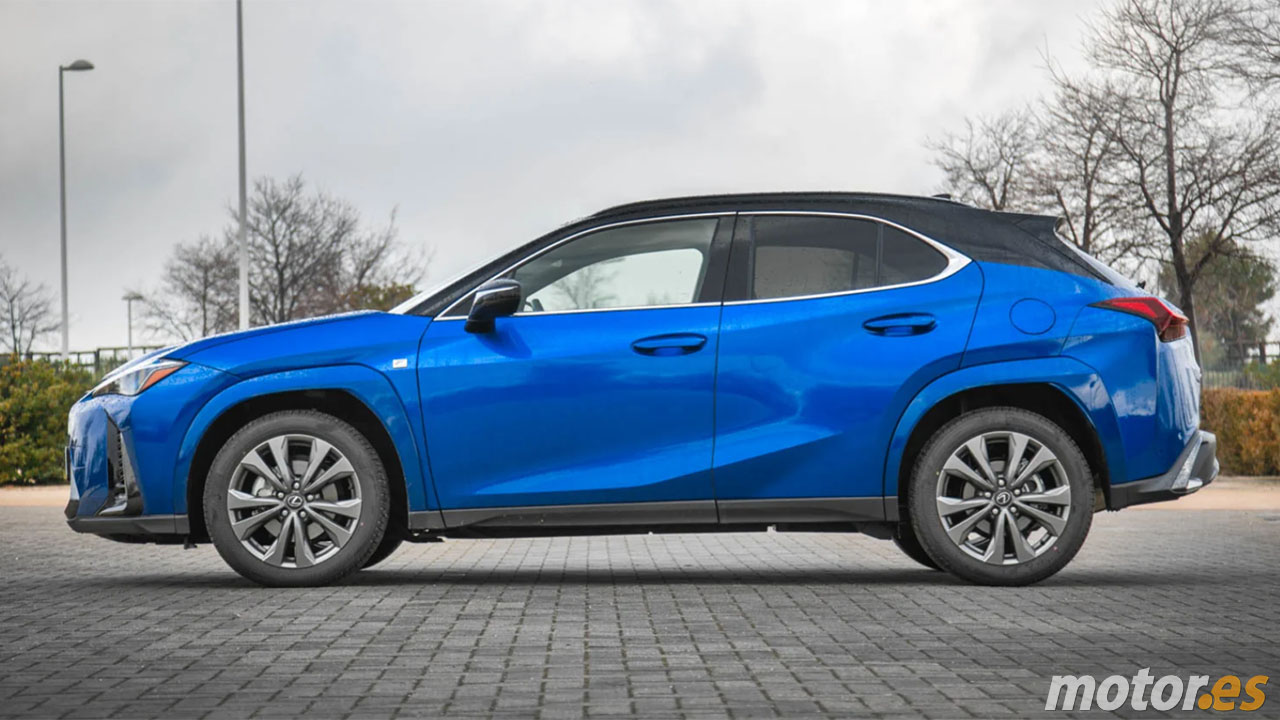 4.000 € más barato que el BMW X1 y con motor híbrido a lo Toyota, este SUV japonés en oferta no tiene rival