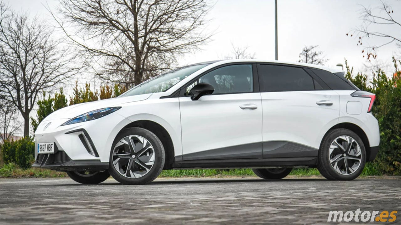 Es como el BYD Dolphin pero cuesta la mitad y, con 14.400 € de rebaja, tiene precio de FIAT