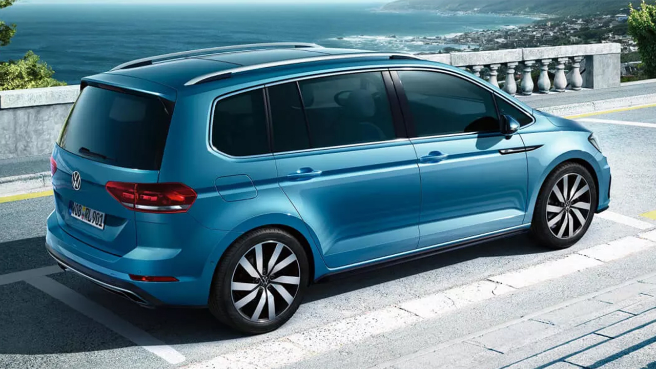 Es de los pocos anti-SUV que quedan y, con 5.800 € de rebaja y 7 plazas, este familiar es una compra más racional