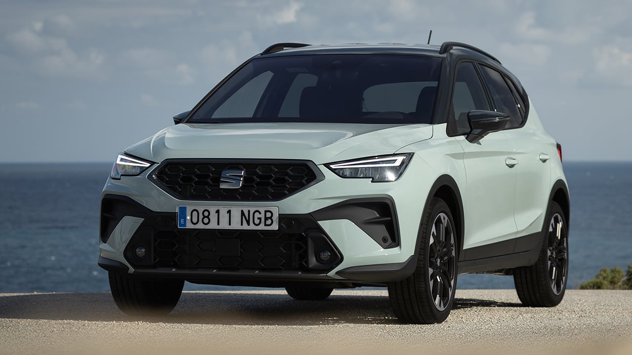 Precios y gama del nuevo SEAT Arona 2026, el mejorado SUV hecho en España ya se puede configurar