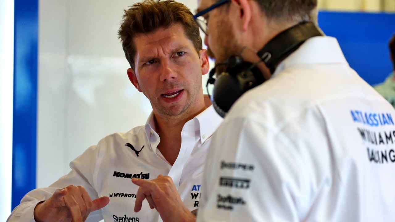 Vowles, tras el accidente de Sainz: “Debemos asegurarnos de luchar por posición sin contacto ni incidentes”