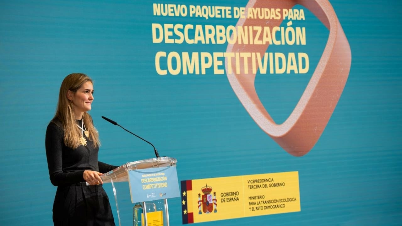 ¿Tienes un coche diésel? El Gobierno te ve como la solución a la falta de fondos para impulsar el coche eléctrico