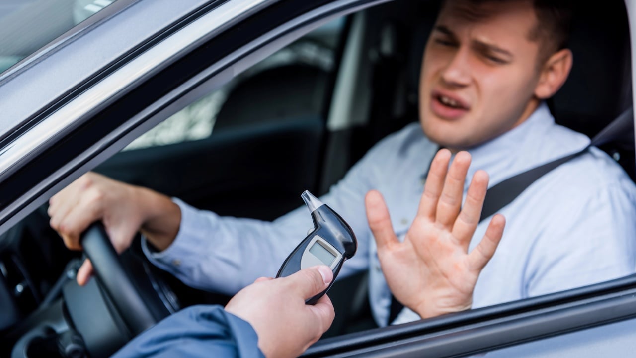 La DGT pidió tres regalos para Navidad: dos ya sabe que le llegarán, pero la nueva tasa de alcoholemia se resiste