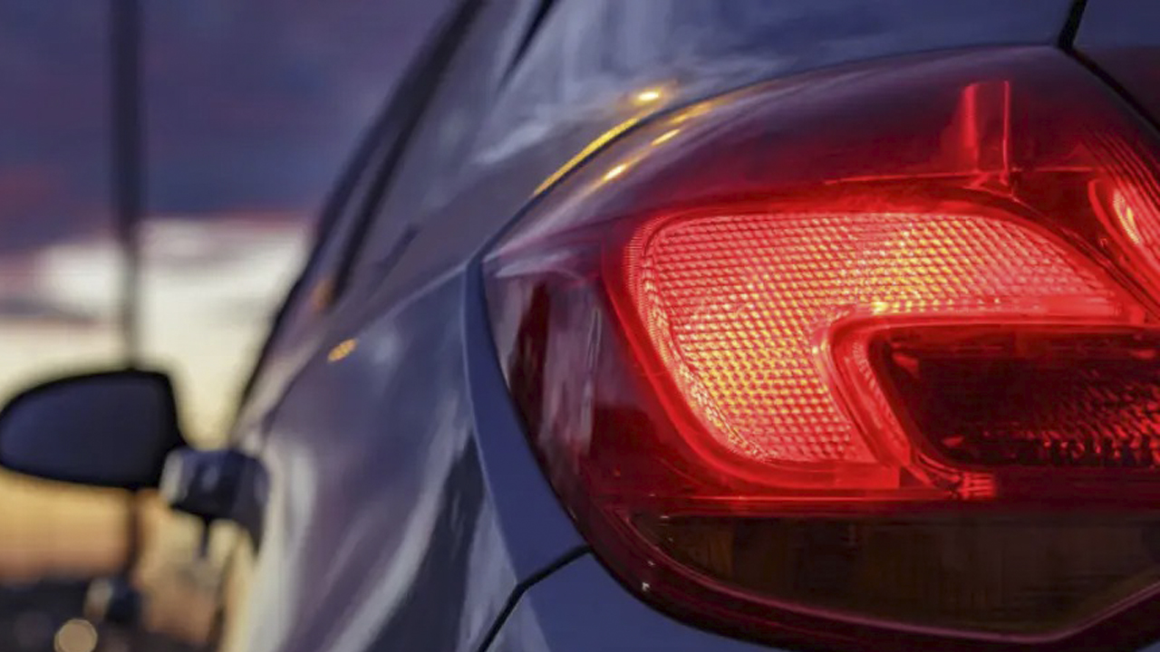 Europa corrige uno de sus mayores errores al volante: lo que cambia a partir de 2027