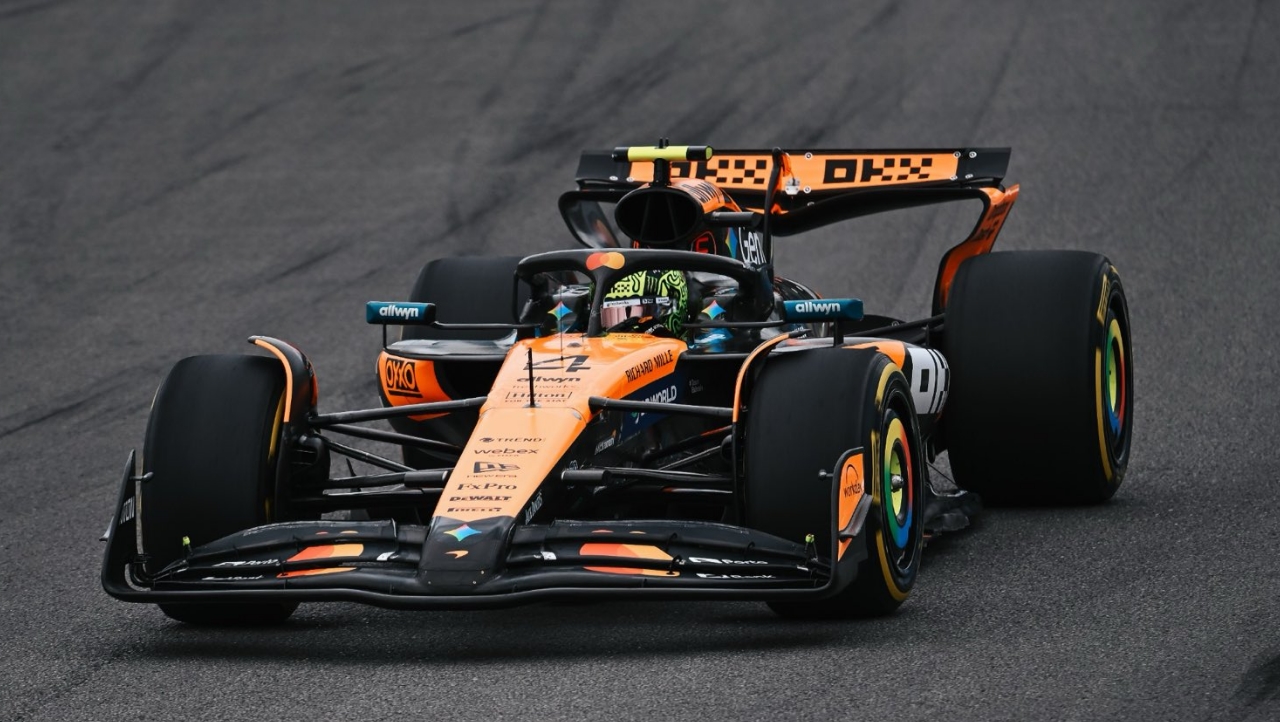 Gran pole de Lando Norris en una extraña clasificación: ¡Verstappen eliminado en Q1!
