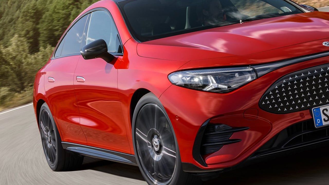 Humilla al Tesla Model 3 en autonomía y, con 3.800 € de rebaja, lo tiene todo para ser tu coche con etiqueta CERO