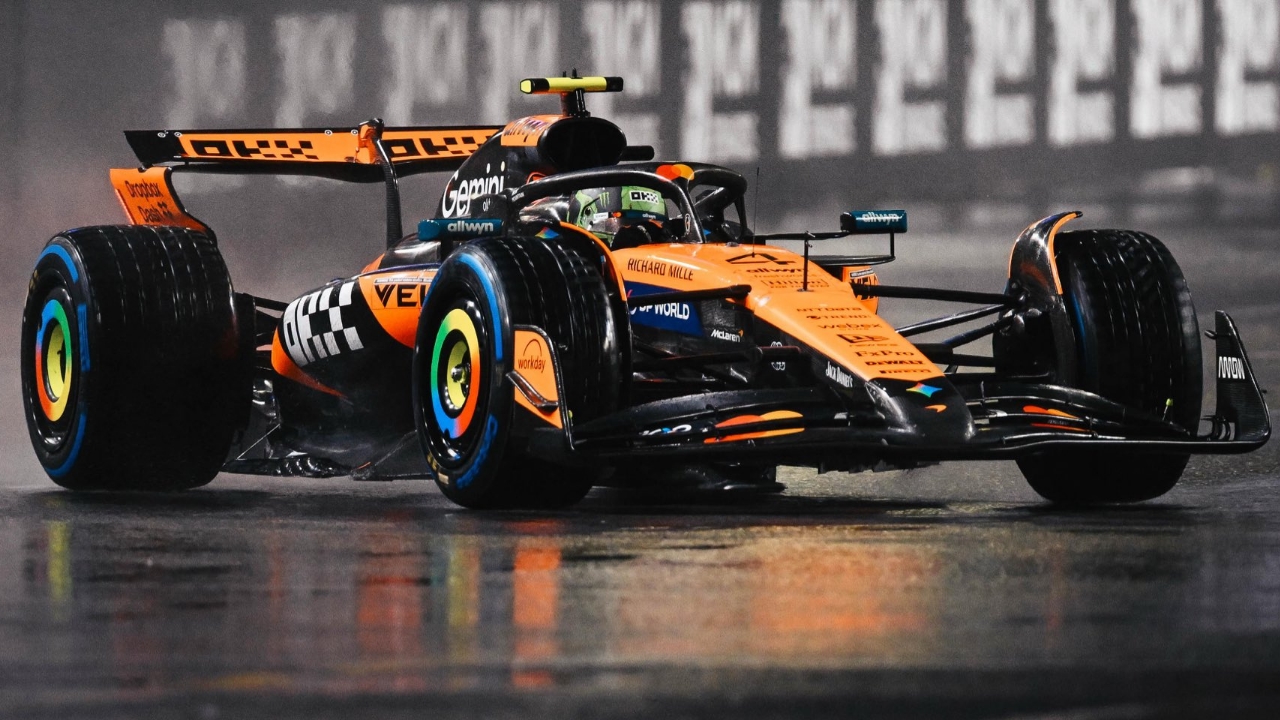 Gran pole sobre mojado de Lando Norris y brillante tercer puesto de Carlos Sainz