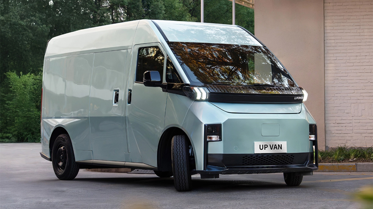 Batería LFP y hasta 383 km de autonomía, la furgoneta Yooudooo 5 desafía a KIA y Farizon con un precio barato y alma U Power