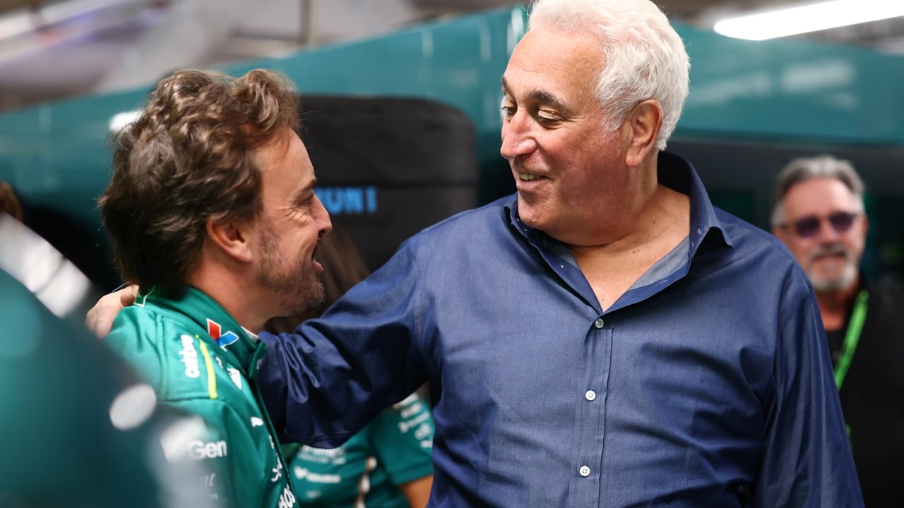 Alonso, en contacto permanente con Lawrence Stroll: “Siempre estamos muy al tanto de todo lo que piensa”