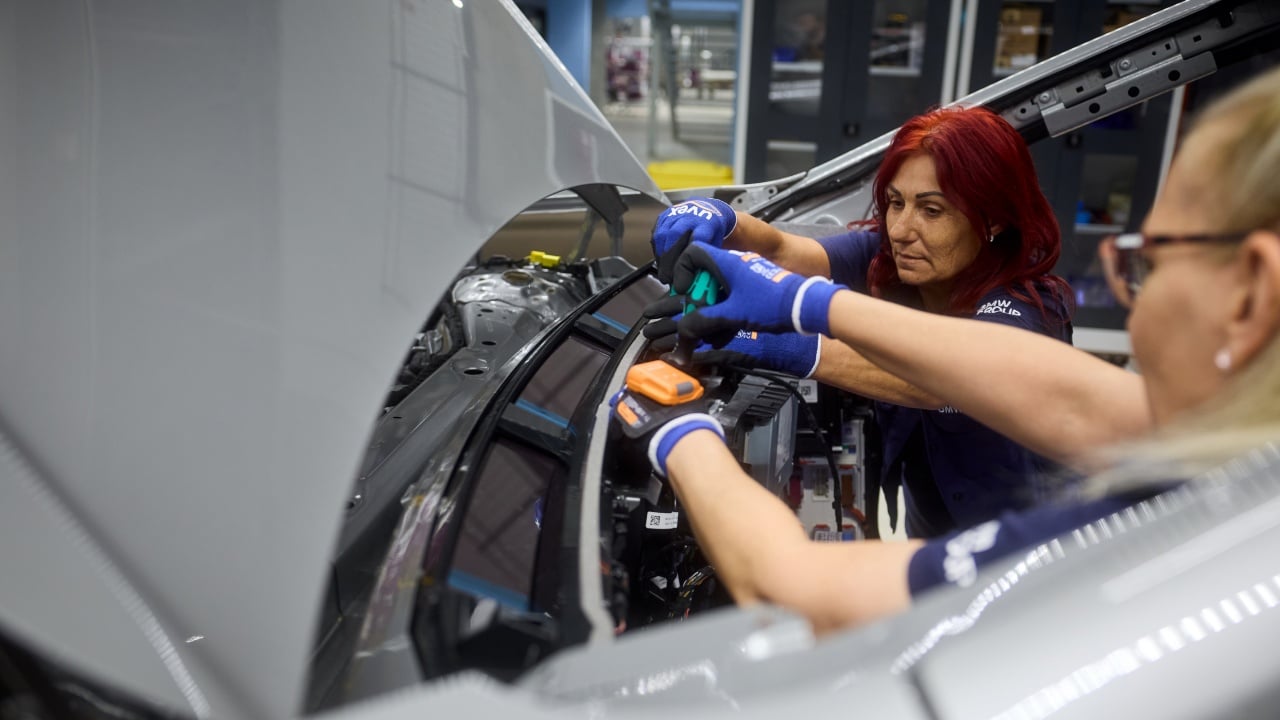 China juega un as impensable y hace temblar a Alemania (y a Europa) atacando justo donde más nos duele