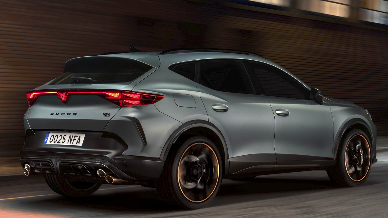 El nuevo CUPRA Formentor VZ5 ya tiene precio, la última llamada para los puristas de la gasolina