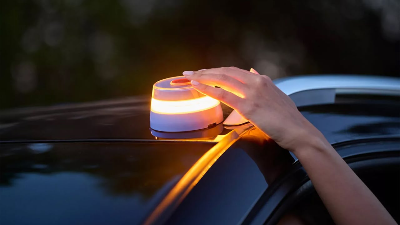 ¿Impuesto encubierto o experimento? Por qué España impone la baliza V16 cuando en el resto de Europa no es necesaria