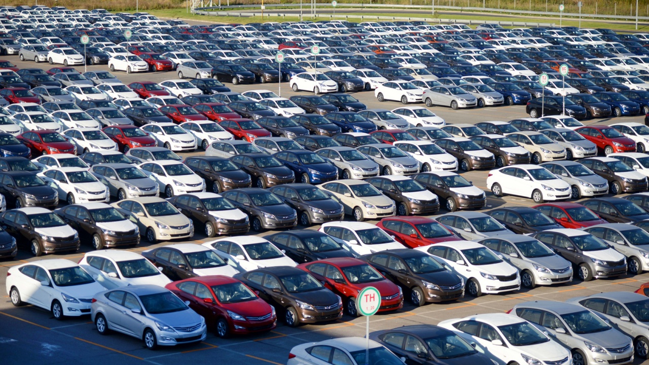 La guerra Ucrania-Rusia sale cara a las marcas de coches, incluso a las más grandes: 