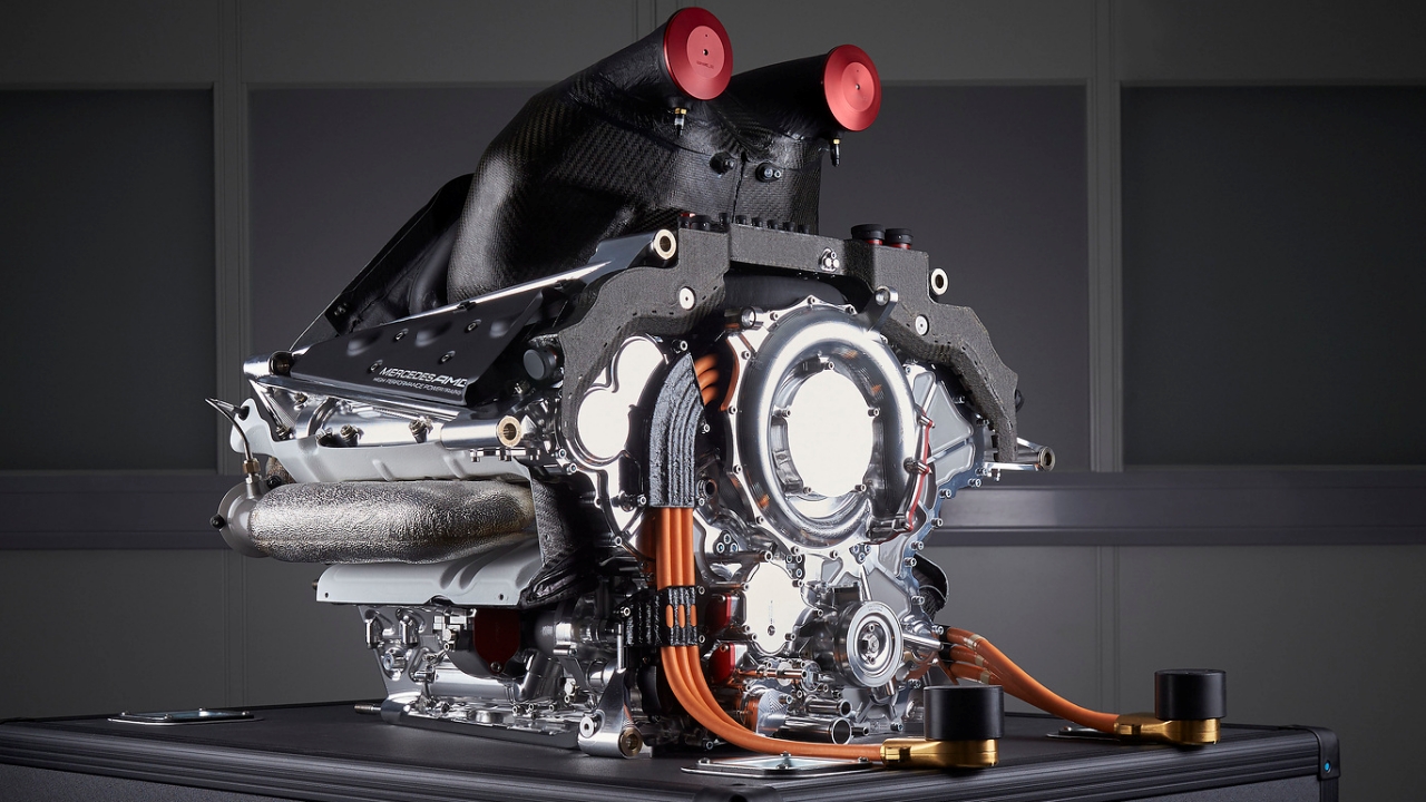 Mercedes califica de “salto total a lo desconocido” la introducción de los combustibles 100 % sostenibles en la Fórmula 1