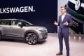 Tras el giro de Europa con el motor de combustión en 2035, el CEO de Volkswagen pide reactivar el coche eléctrico