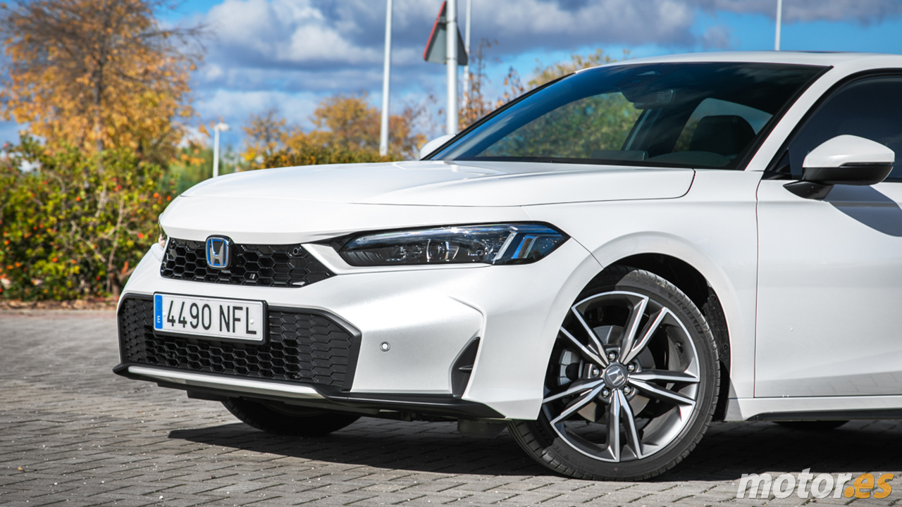 Este Honda pone en aprietos a Toyota con más potencia, fiabilidad híbrida y más de 3.000 € de rebaja