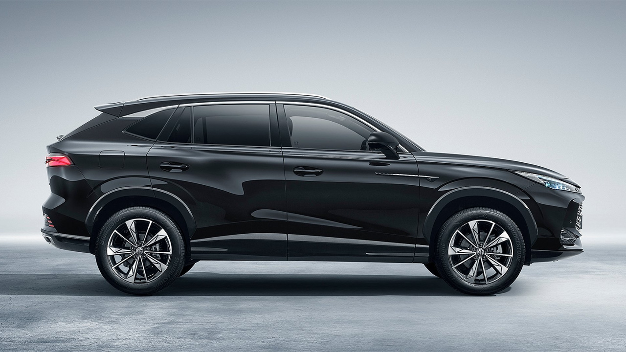 Este SUV híbrido hace 100 km sin gastar gasolina y, con 12.700 € de descuento, es más barato y vendido que un Hyundai Tucson PHEV