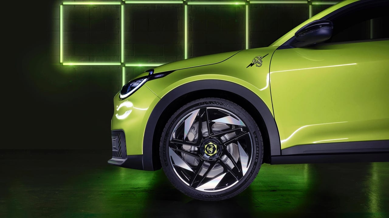 Tras declararse como 100% eléctrica esta querida marca italiana reconoce su error mientras "intentan" volver a la combustión