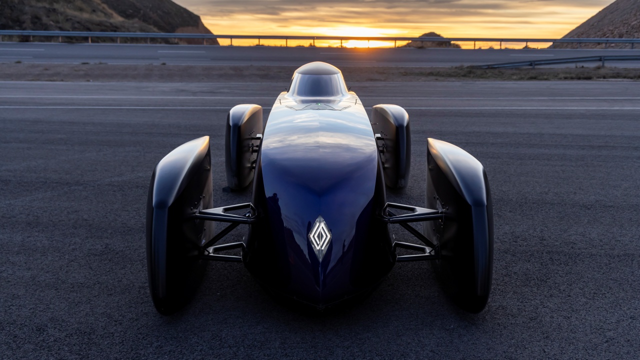 Este coche eléctrico de Renault supera los 1.000 km (y sobrado) con una sola carga… y su batería es como la de un coche muy querido