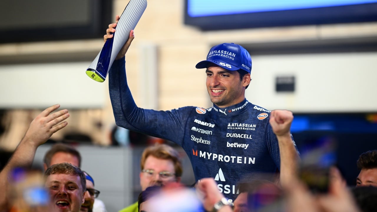 Sainz vuelve a estar en el radar de la F1 y un ex del paddock desliza que Aston Martin y otros equipos lo siguen en silencio