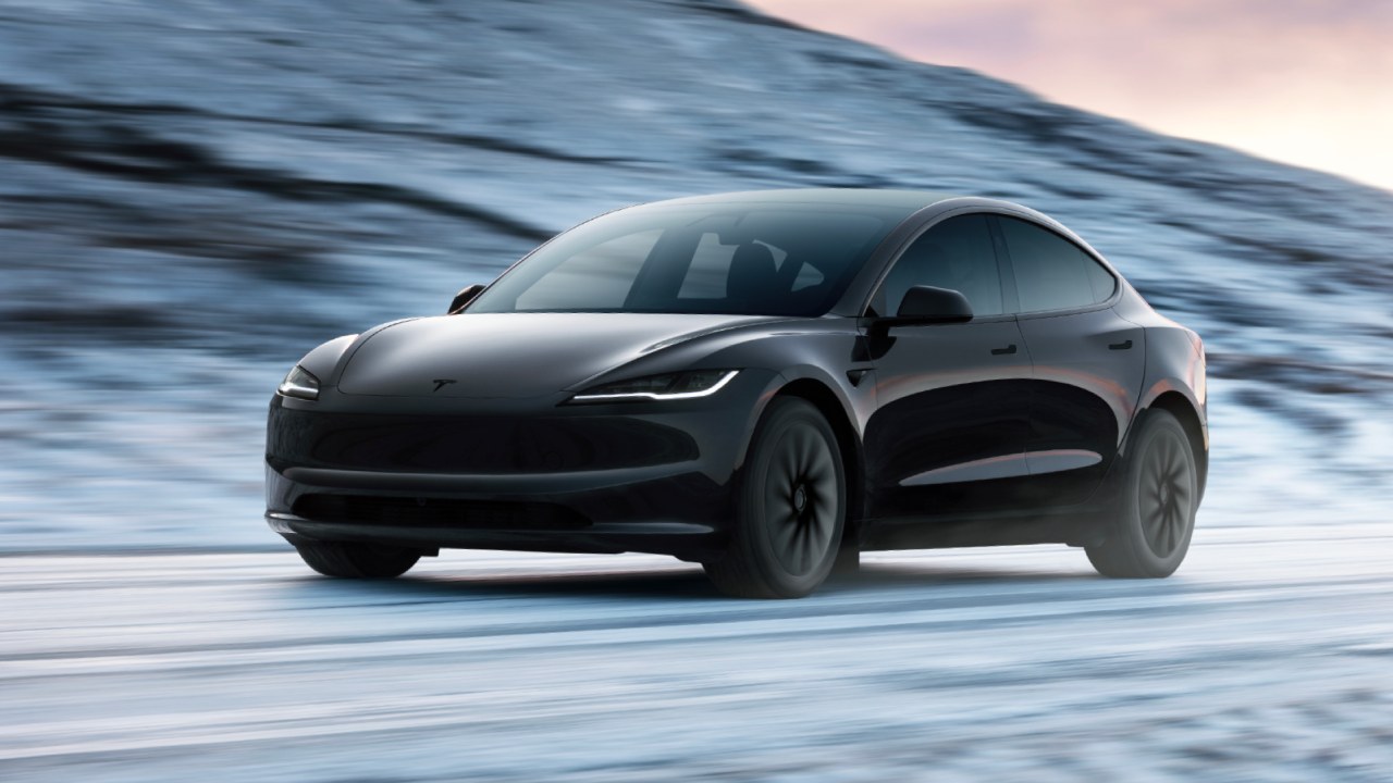 Tesla estrena en España su coche más asequible hasta la fecha: el Model 3 Standard cae casi 10.000 euros