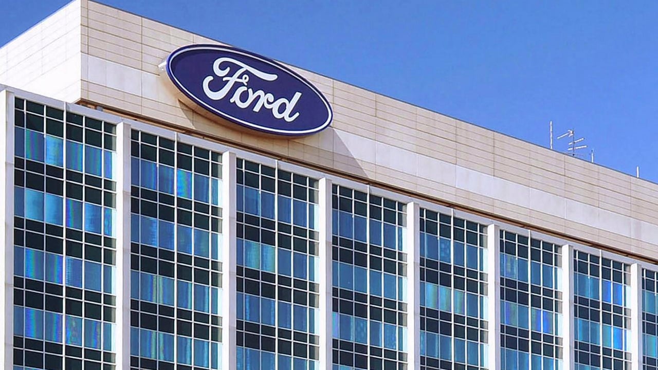 Primero VW, después Renault y ahora BYD: Ford negocia baterías chinas para sus modelos en Europa