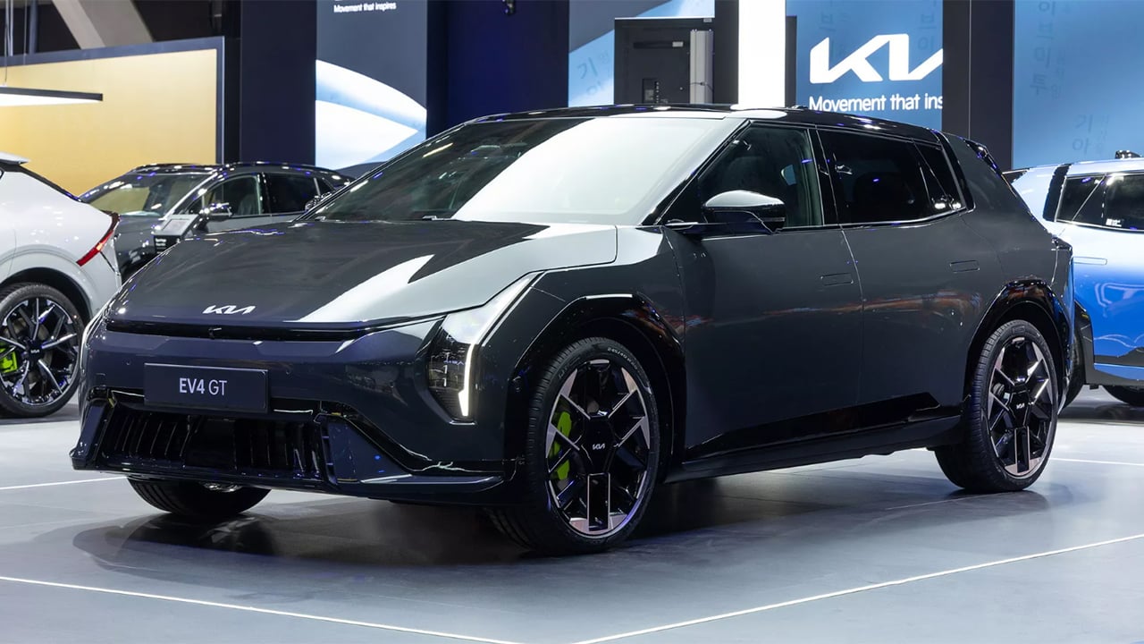 Llega el nuevo KIA EV4 GT con cambio de marchas virtual y 292 CV para desafiar al Volkswagen ID.3 GTX