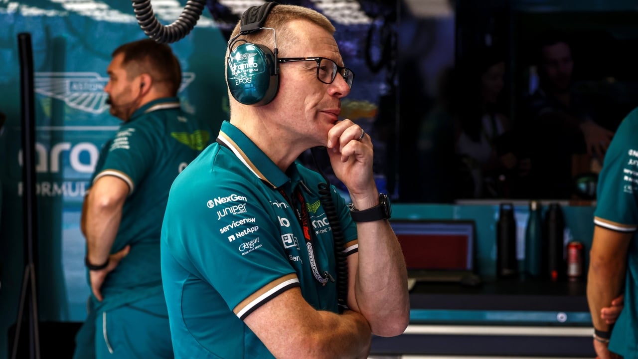Aston Martin reordena la casa y Cowell sale perdiendo: el ‘Newey de los motores’ ya tiene la salida cerca