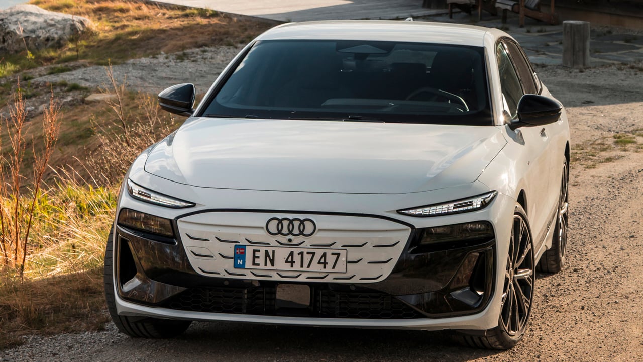 Audi eleva el listón en los A6 e-tron, casi 800 km de autonomía y más tecnología para 2026