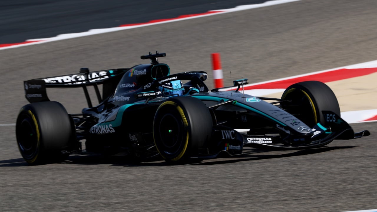 Russell se une a la fiesta con el primer 33 en Sakhir; Sainz y Aston Martin siguen en su línea