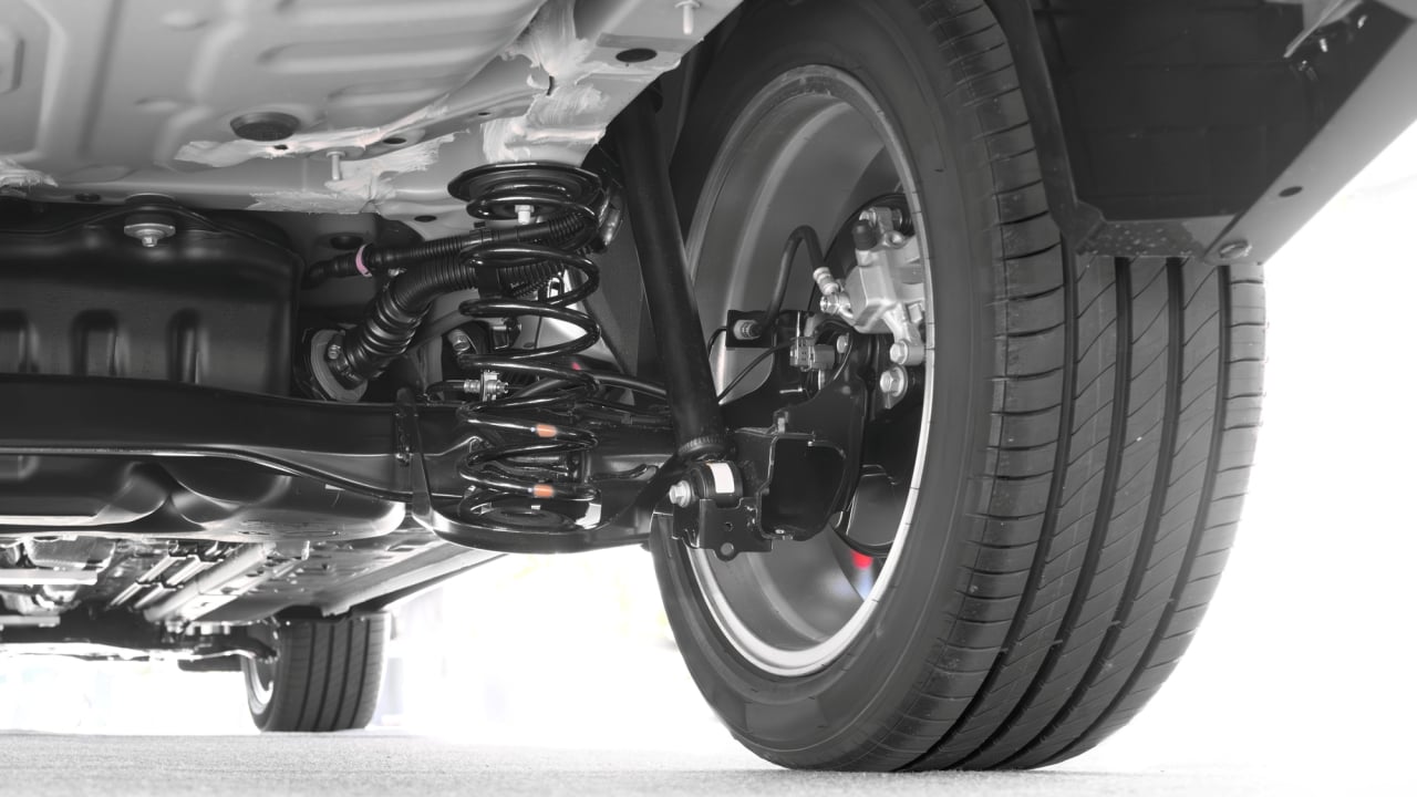 Cuándo cambiar los amortiguadores y cómo detectar que ya no pueden esperar más