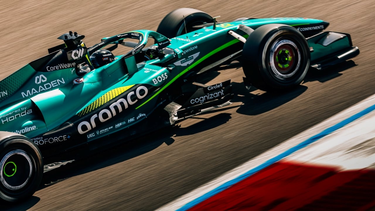 La asociación con Honda empieza mal para Aston Martin: “Hubo una anomalía en los datos de la unidad de potencia”