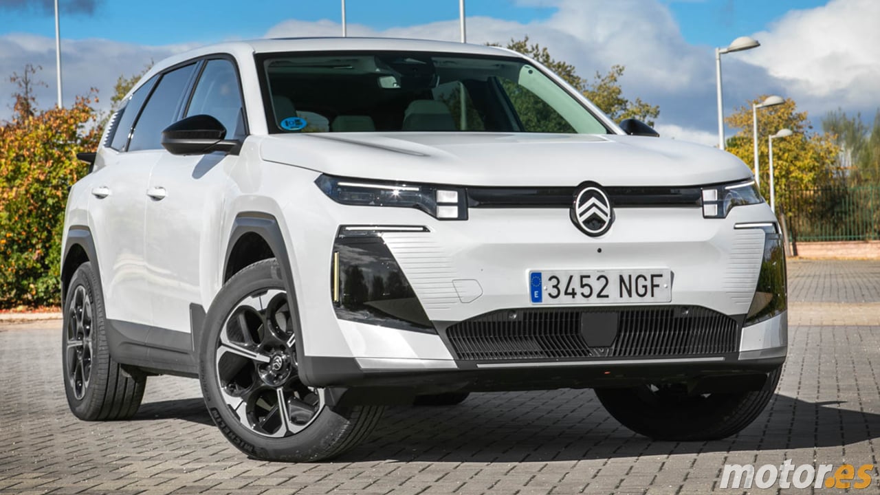 Tamaño de RAV4, 5.600 € de rebaja y 520 km de autonomía, el nuevo Citroën ë-C5 Aircross llega con un precio rompedor