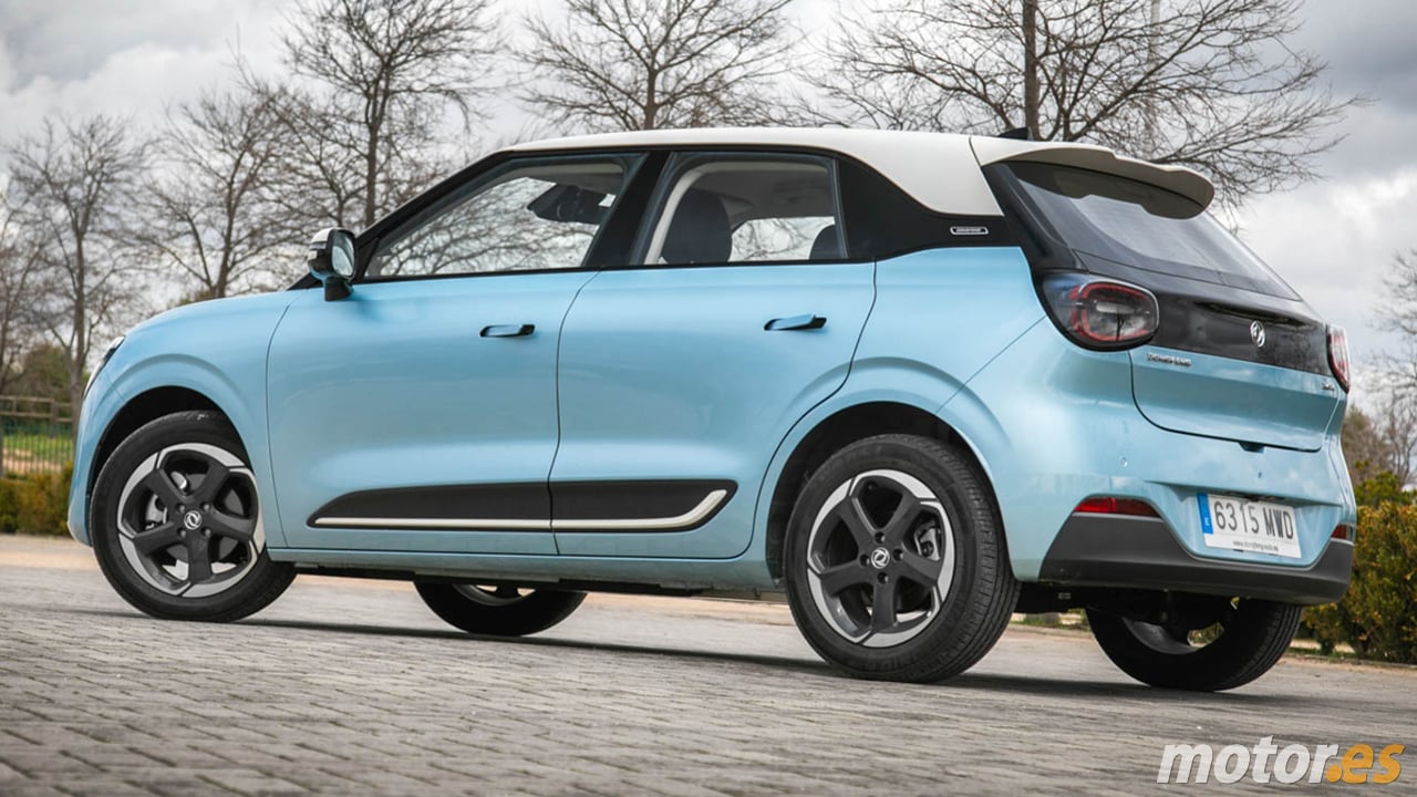 3.800 € más barato que un Opel Corsa y con mejor maletero, este eléctrico sorprende por precio y equipamiento